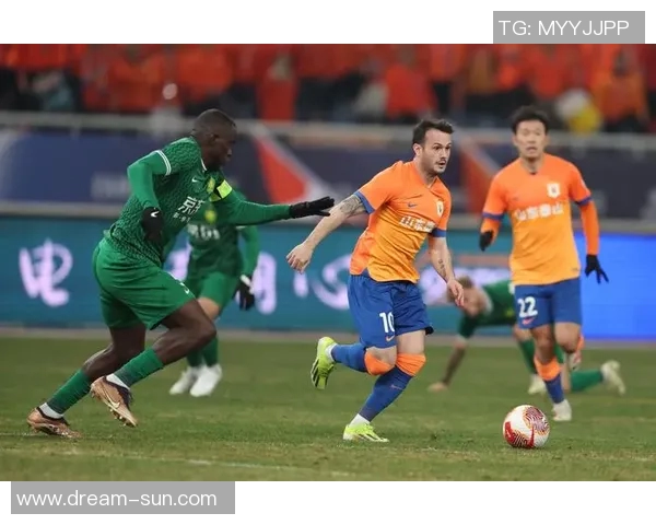 2012年中超精彩对决山东鲁能迎战北京国安激情四溢的足球盛宴