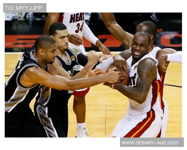 2017年勇士与热火激战回顾：篮球盛宴中的精彩瞬间与战术较量