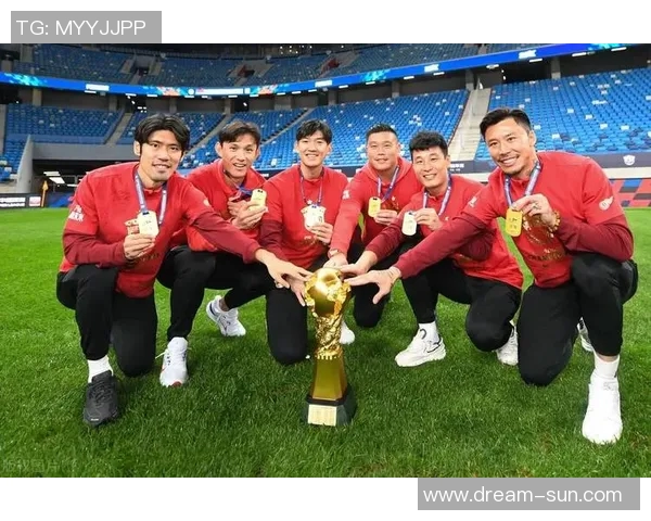 上港与华夏激战正酣谁能在这场对决中笑到最后